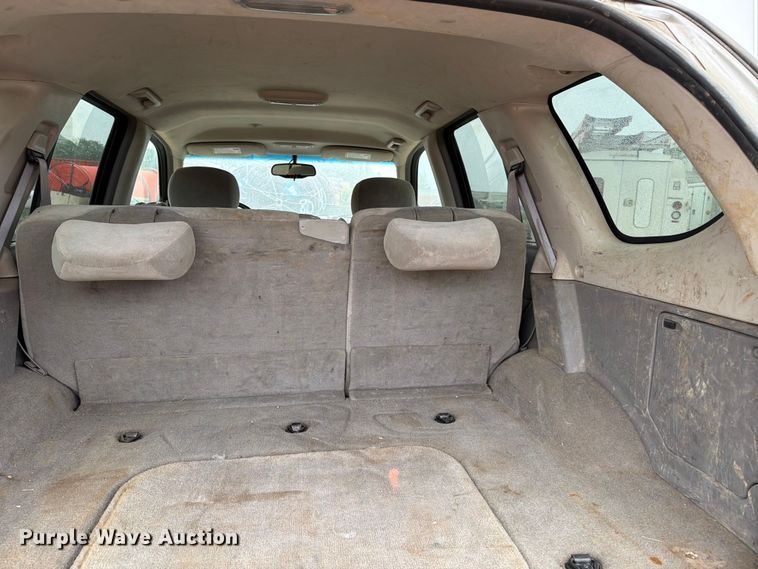 image for item ER1923 2005 GMC Envoy SUV
