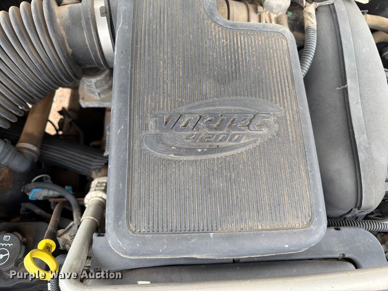 image for item ER1923 2005 GMC Envoy SUV