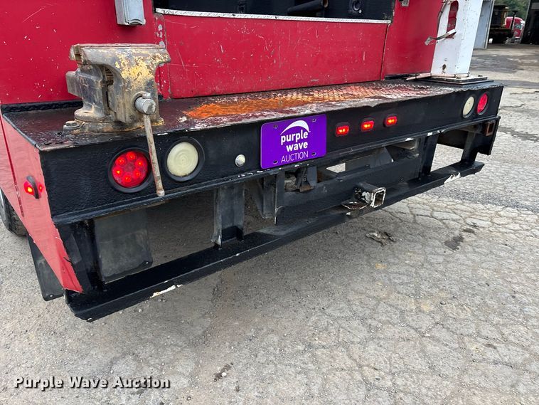 image for item ER3376 2014 RAM 3500 utility bed pickup truck