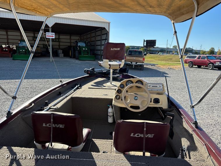 image for item ER3428 2000 Lowe 160W boat