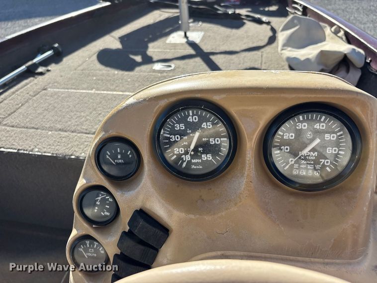 image for item ER3428 2000 Lowe 160W boat