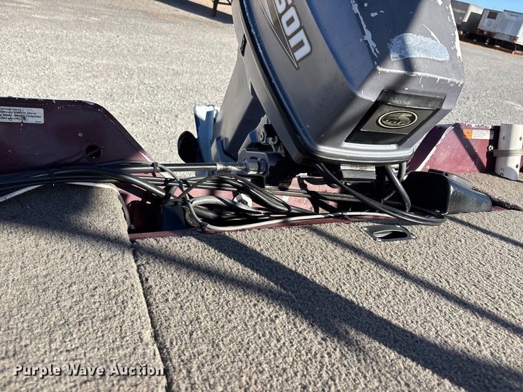 image for item ER3428 2000 Lowe 160W boat