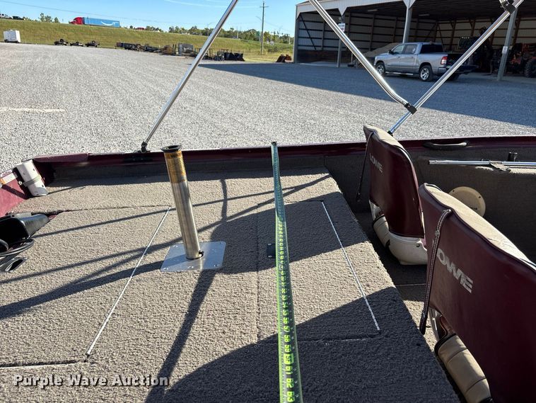 image for item ER3428 2000 Lowe 160W boat