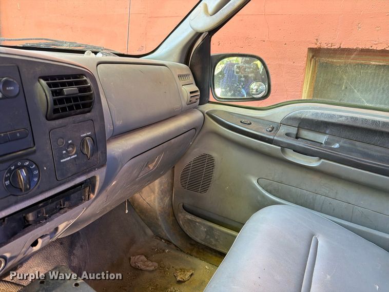 image for item ER3464 2006 Ford F250 Super Duty pickup truck