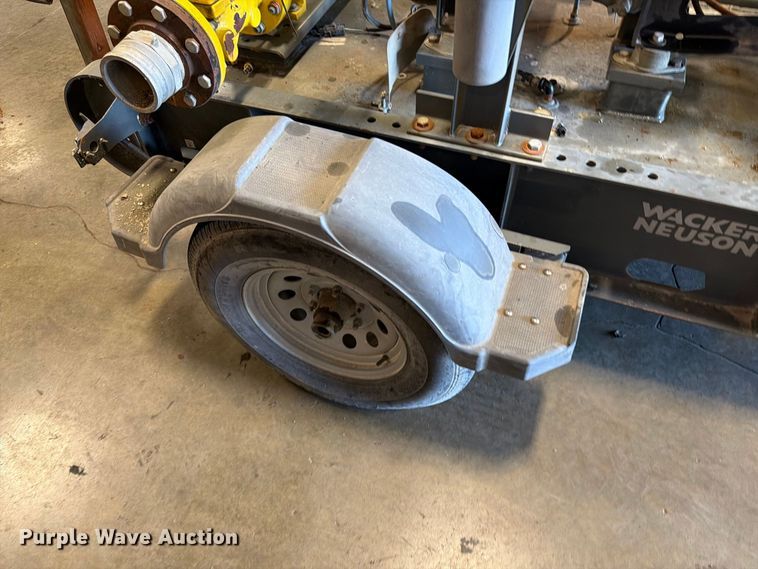 image for item ES1162 2015 Wacker Neuson APT4 pump