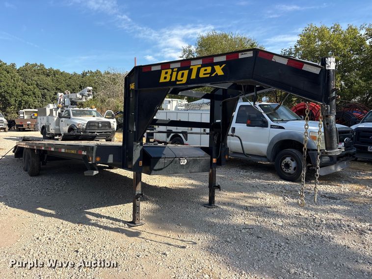 image for item ES8178 2023 Big Tex Trailers 14GN-20BK+5MR equipment trailer
