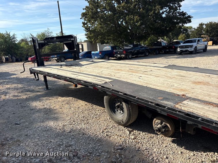 image for item ES8178 2023 Big Tex Trailers 14GN-20BK+5MR equipment trailer