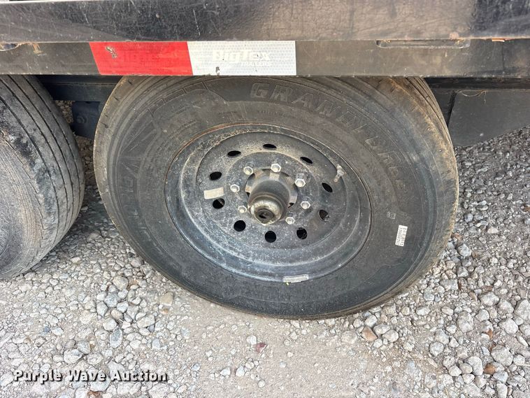 image for item ES8178 2023 Big Tex Trailers 14GN-20BK+5MR equipment trailer