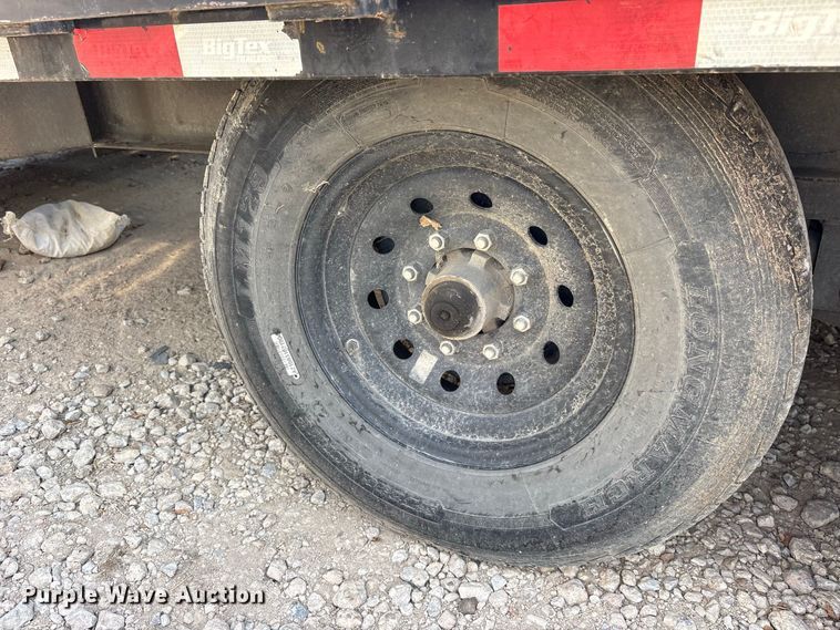 image for item ES8178 2023 Big Tex Trailers 14GN-20BK+5MR equipment trailer