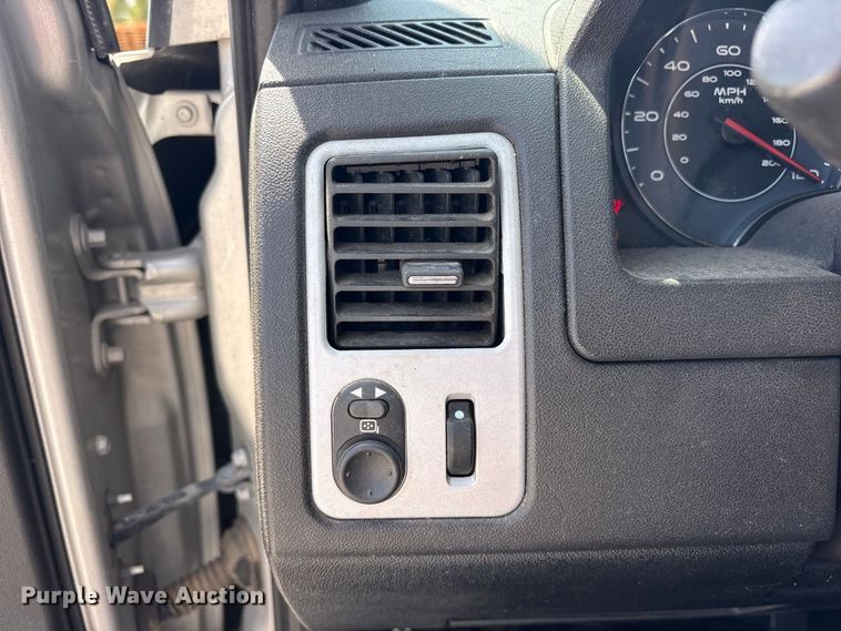 image for item ES8186 2007 Pontiac Torrent SUV
