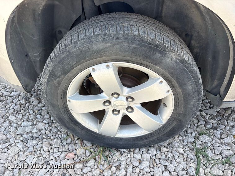 image for item ES8186 2007 Pontiac Torrent SUV