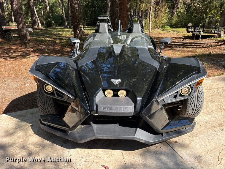 image for item ES8277 2017 Polaris Slingshot motorcycle