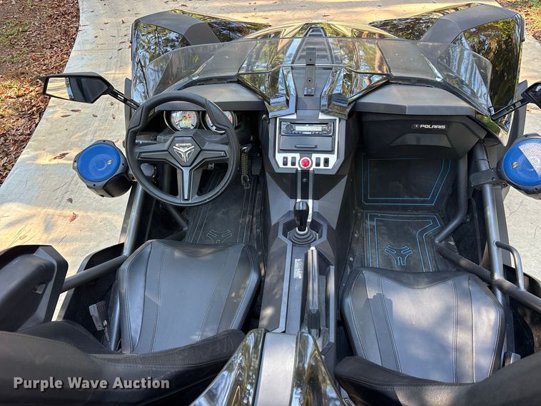 image for item ES8277 2017 Polaris Slingshot motorcycle
