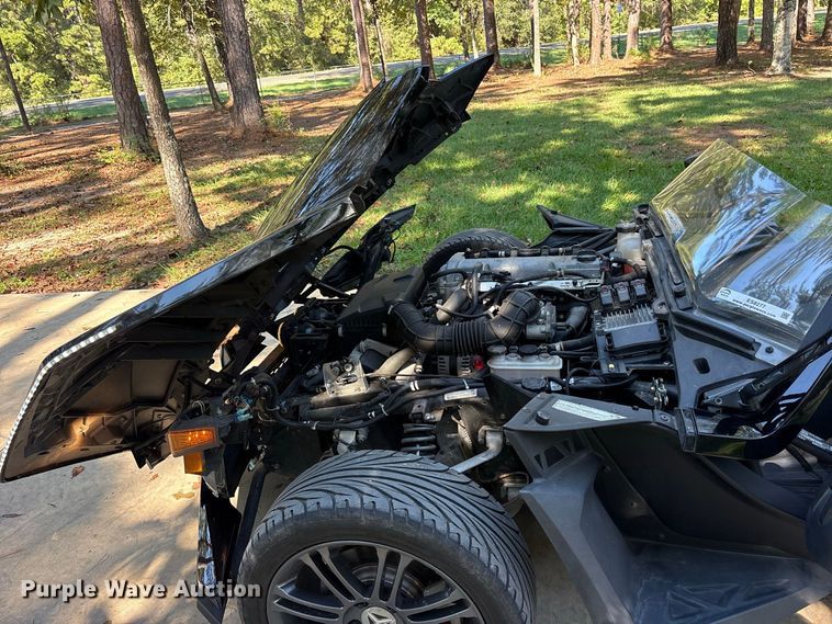 image for item ES8277 2017 Polaris Slingshot motorcycle