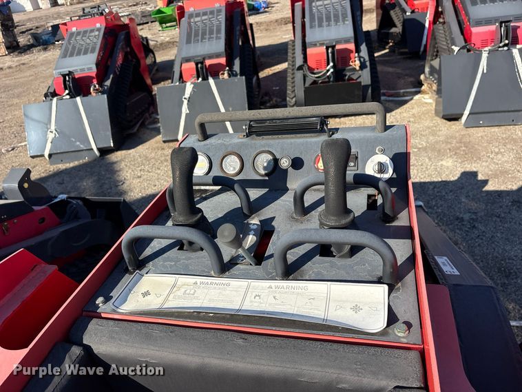 image for item ES8345 Erie SCL850 compact utility loader