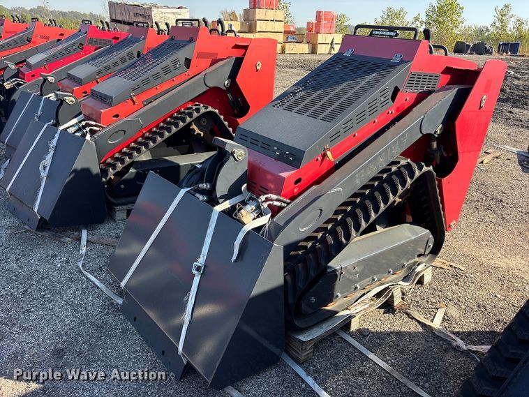image for item ES8346 Erie SCL850 compact utility loader