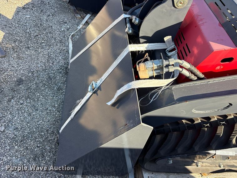 image for item ES8346 Erie SCL850 compact utility loader