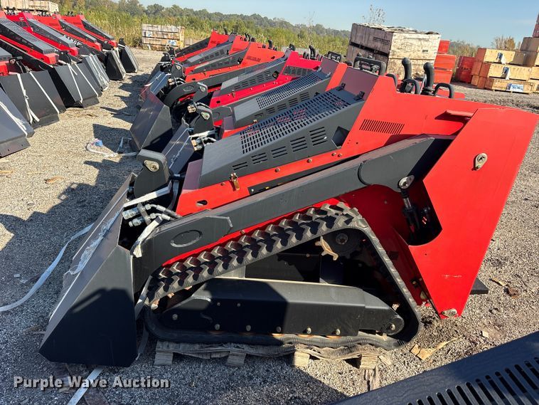 image for item ES8347 Erie SCL850 compact utility loader