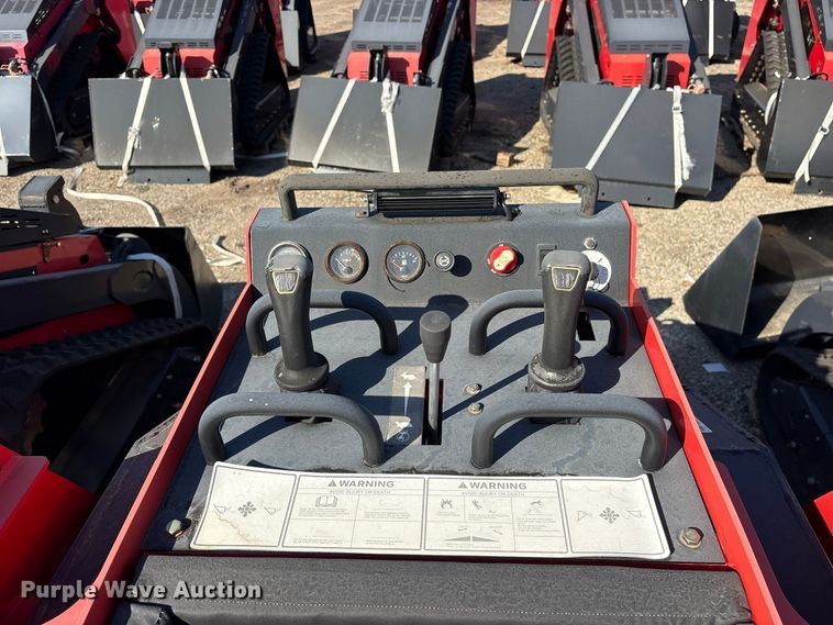 image for item ES8348 Erie SCL850 compact utility loader