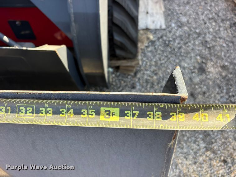 image for item ES8349 Erie SCL850 compact utility loader