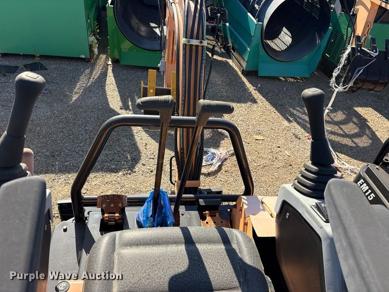 image for item ES8386 2024 Erie EM15 mini excavator