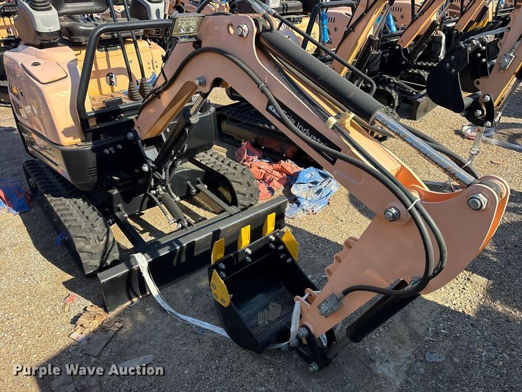 image for item ES8388 2024 Erie EM15 mini excavator