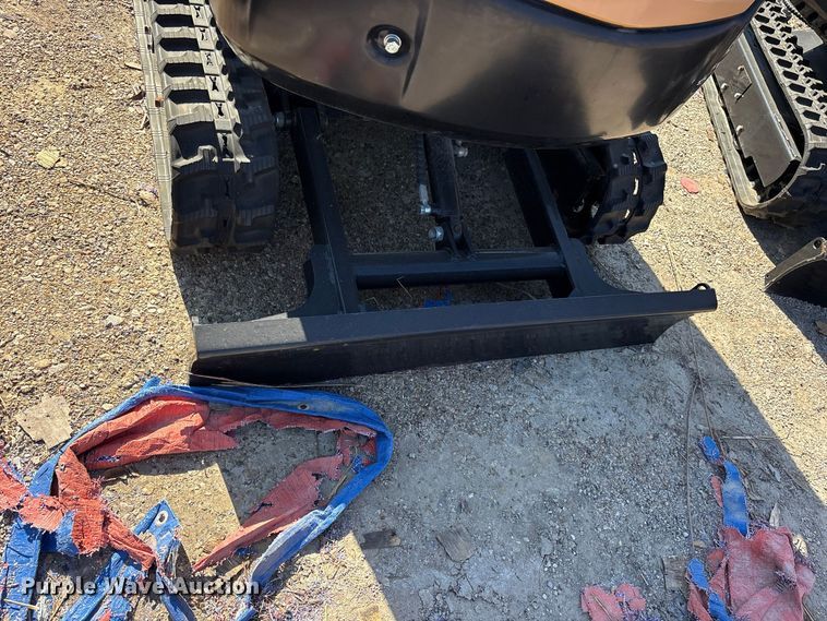 image for item ES8390 2024 Erie EM15 mini excavator