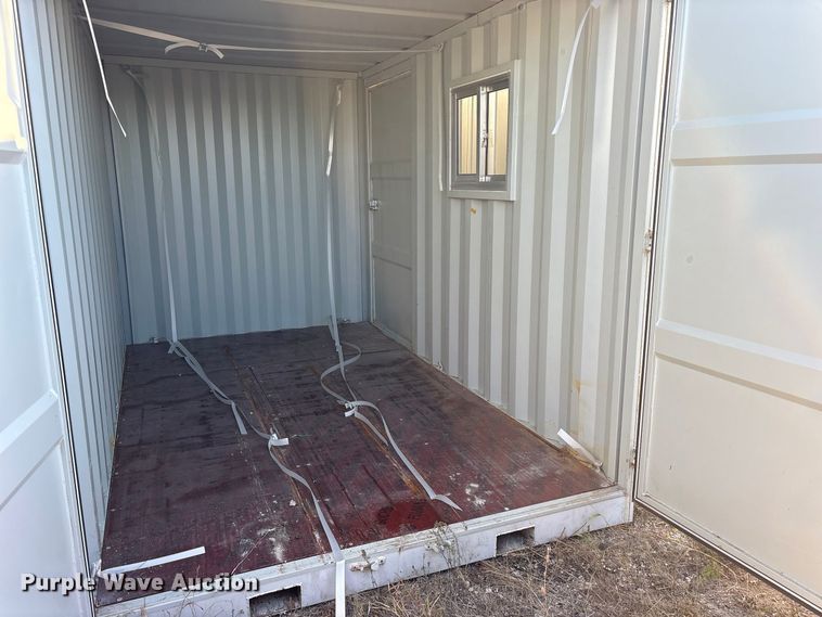 image for item ES8425 Shipping container