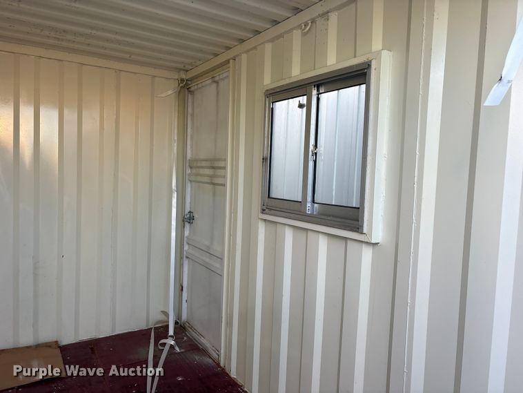 image for item ES8433 Shipping container