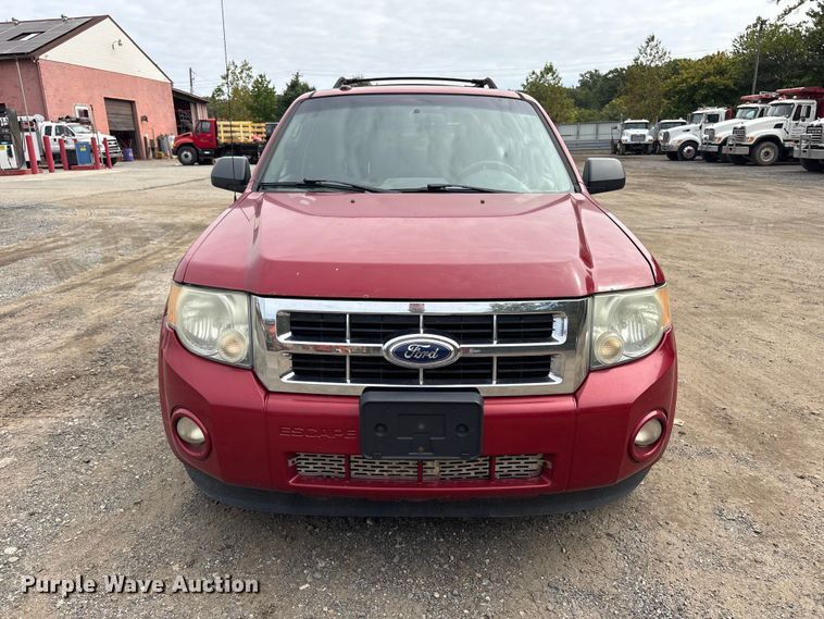 image for item ET8681 2011 Ford Escape SUV