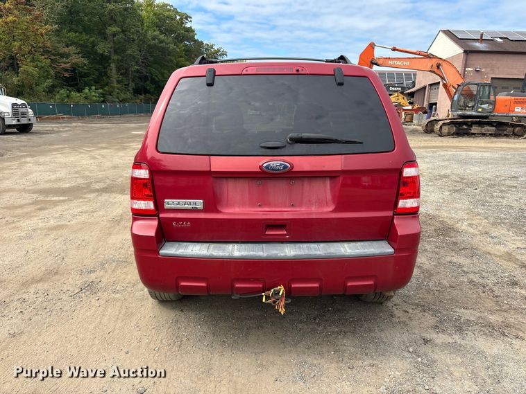 image for item ET8681 2011 Ford Escape SUV