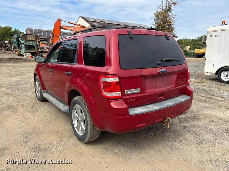 image for item ET8681 2011 Ford Escape SUV