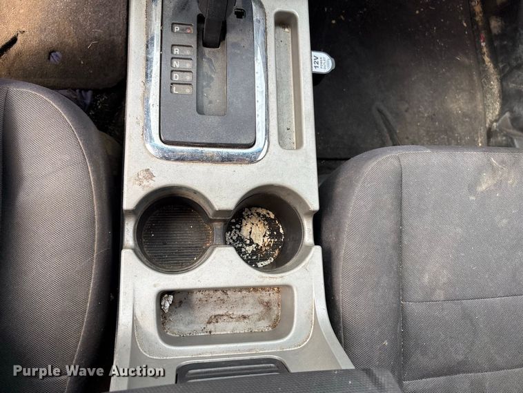 image for item ET8681 2011 Ford Escape SUV