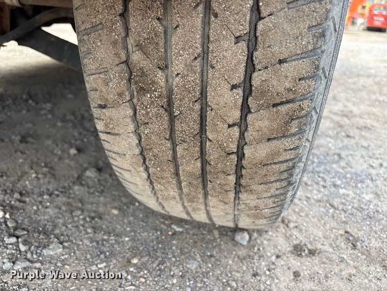 image for item ET8681 2011 Ford Escape SUV