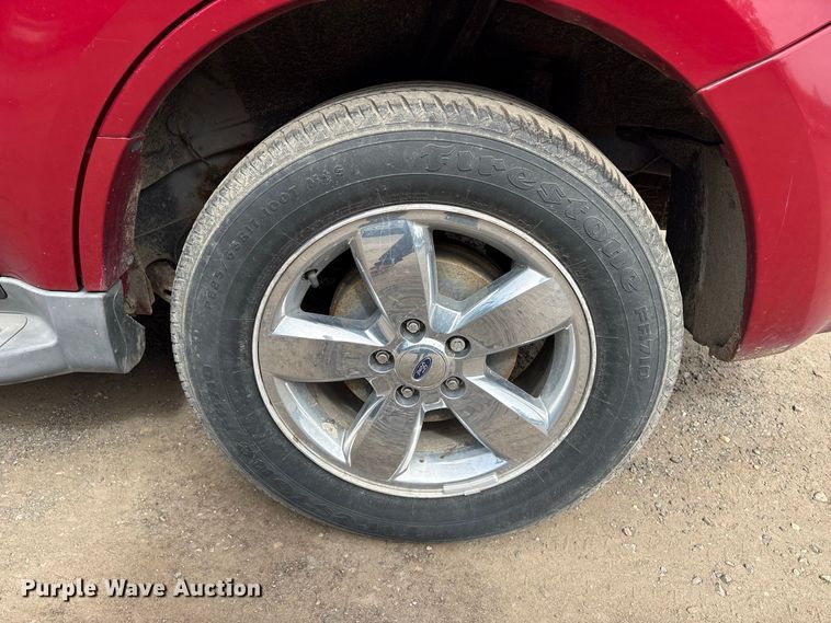 image for item ET8681 2011 Ford Escape SUV
