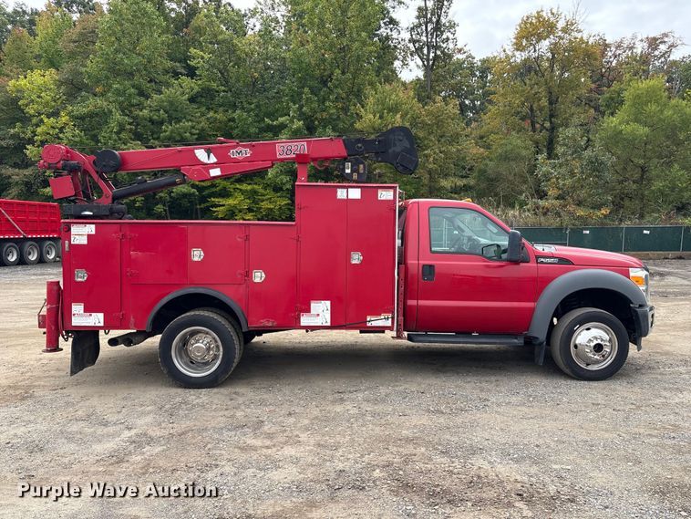 image for item ET8683 2011 Ford F550 Super Duty utility / service truck