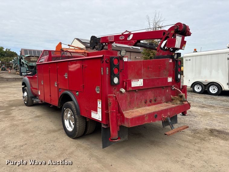 image for item ET8683 2011 Ford F550 Super Duty utility / service truck