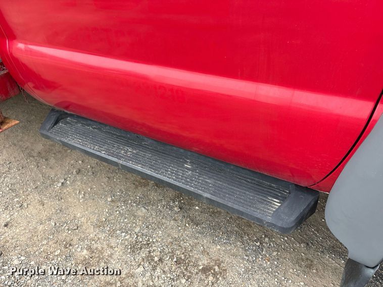image for item ET8683 2011 Ford F550 Super Duty utility / service truck