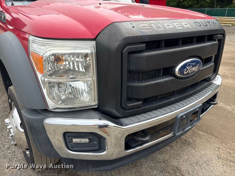 image for item ET8683 2011 Ford F550 Super Duty utility / service truck