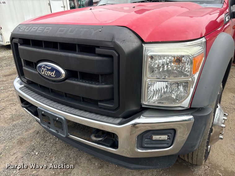 image for item ET8683 2011 Ford F550 Super Duty utility / service truck