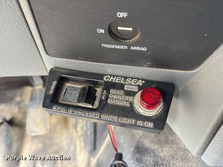 image for item ET8683 2011 Ford F550 Super Duty utility / service truck