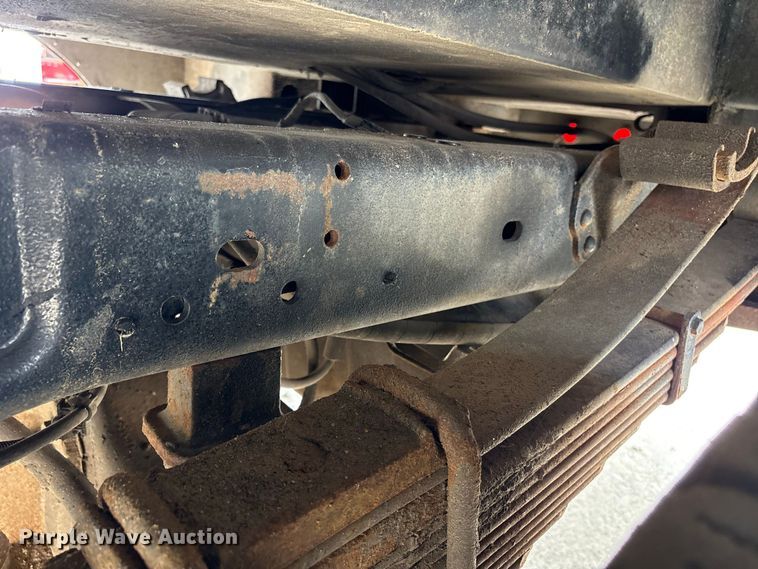 image for item ET8683 2011 Ford F550 Super Duty utility / service truck