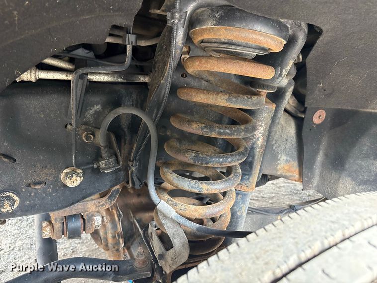 image for item ET8683 2011 Ford F550 Super Duty utility / service truck