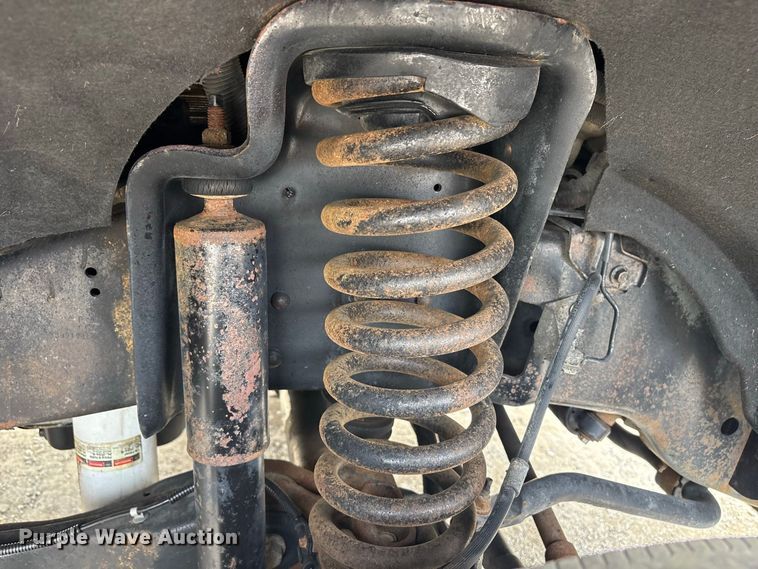 image for item ET8683 2011 Ford F550 Super Duty utility / service truck