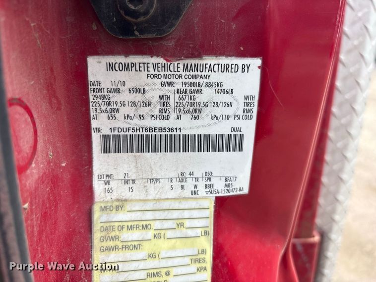 image for item ET8683 2011 Ford F550 Super Duty utility / service truck