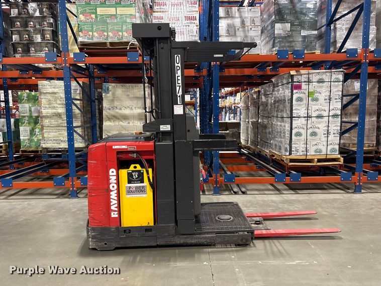 image for item ET8684 2015 Raymond 520-OPC30TT order picker