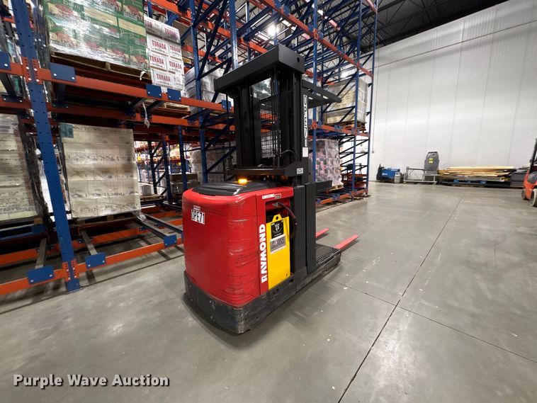 image for item ET8684 2015 Raymond 520-OPC30TT order picker