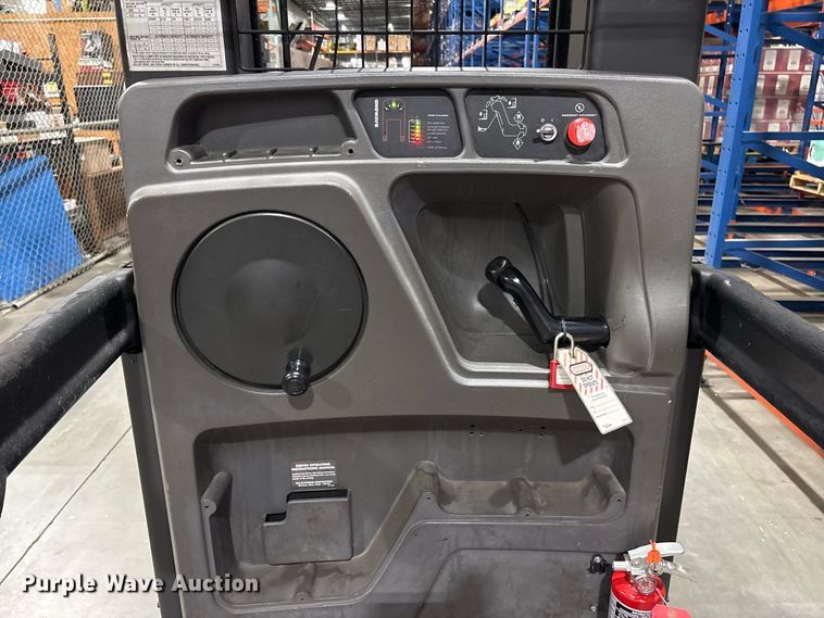 image for item ET8684 2015 Raymond 520-OPC30TT order picker
