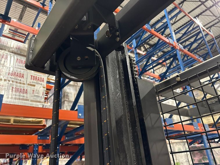 image for item ET8684 2015 Raymond 520-OPC30TT order picker