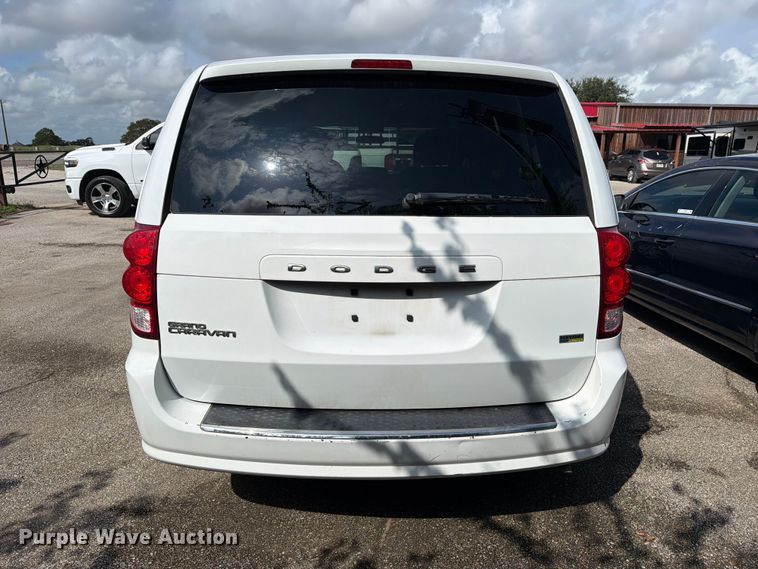 image for item EU0961 2016 Dodge Grand Caravan van